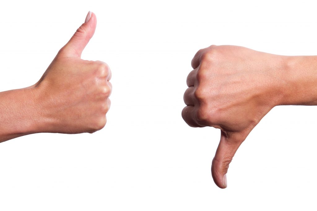 Employer Branding die zwei Gegenstze - Daumen hoch und Daumen runter